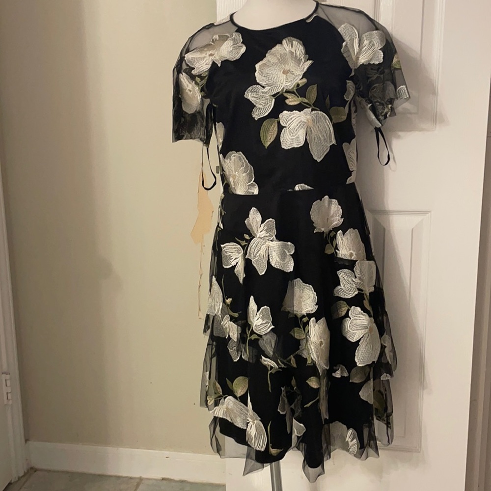 Tahari by Arthur Levine dress